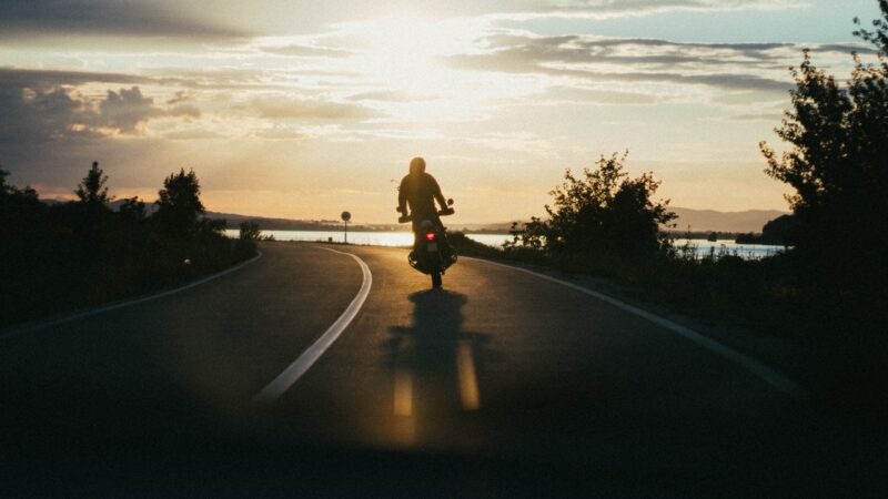 Części do motocykla, które odpowiadają za prawidłowe działanie zapłonu