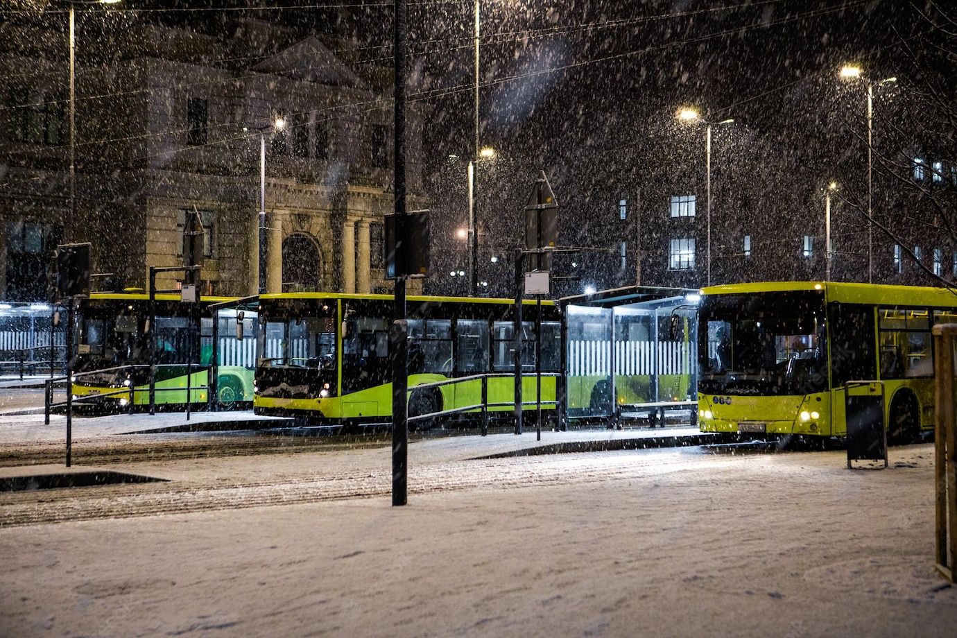 Zielone hybrydy jeżdżą już po ulicach, a będzie ich jeszcze więcej