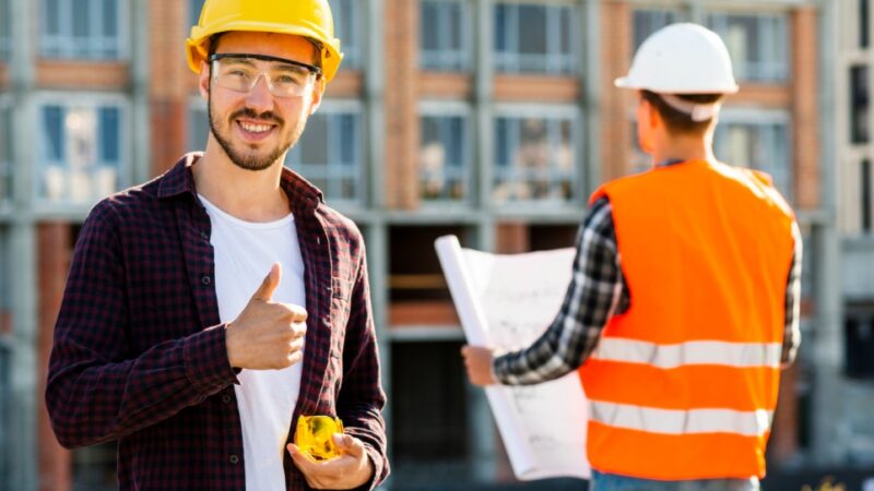 Intensywne prace remontowe na ulicy Przedborskiej – gruntowna modernizacja od podstaw