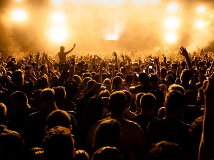 Muzyczne wspomnienie: Gala 53. Konkursu o „Rubinową Hortensję” z hołdem dla nieobecnych artystów