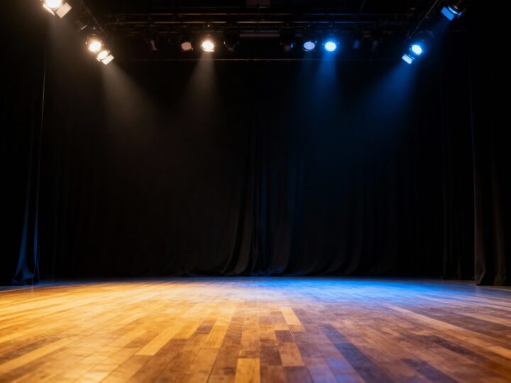 Teatr Malutki zachwycił dzieci w Piotrkowie Trybunalskim bajkowym „Krawcem Niteczką