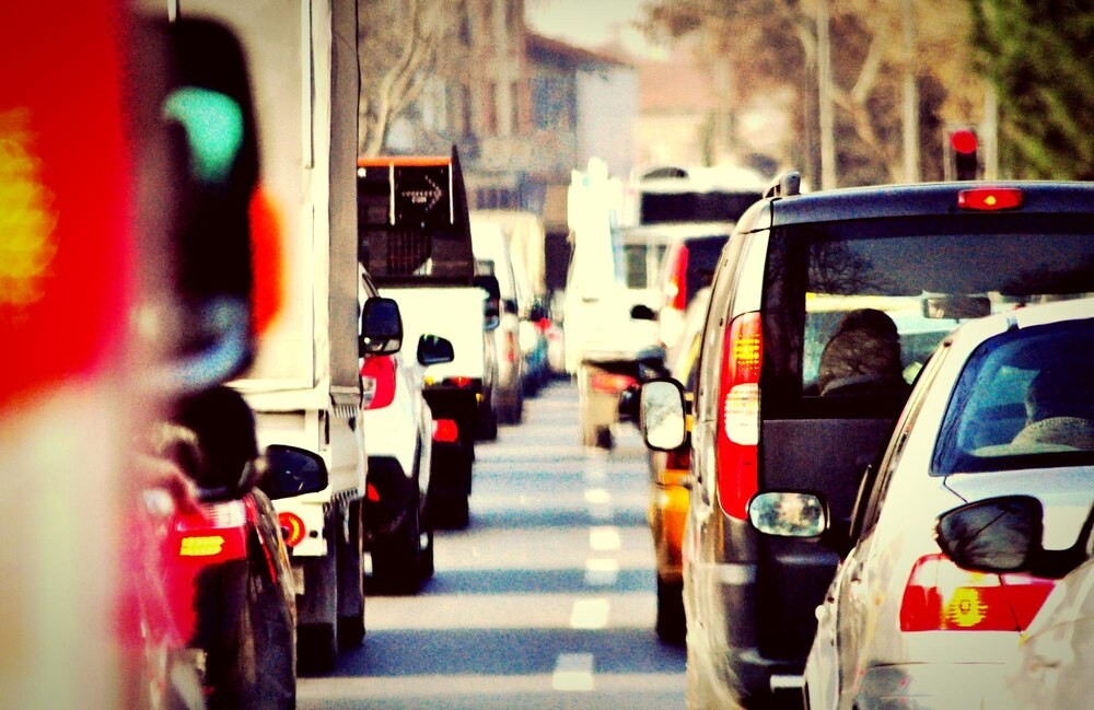 Tymczasowe zmiany w ruchu w Rozprzy i Milejowie na Wszystkich Świętych