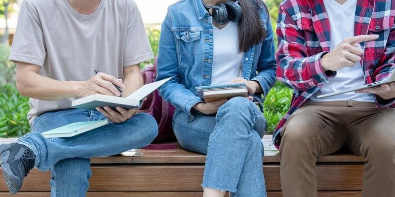 Zanurz się w naukę podczas #SPiNDay2025 w Piotrkowie!