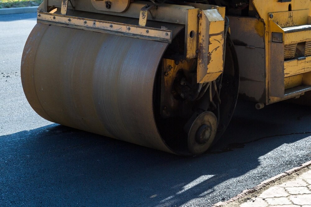 Przebudowa dróg w Sulejowie: Uszczyn i Nowa Wieś z nowymi nawierzchniami