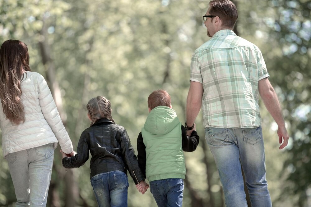 Nowoczesny mega plac zabaw w Rękoraju – radość dla całej rodziny!