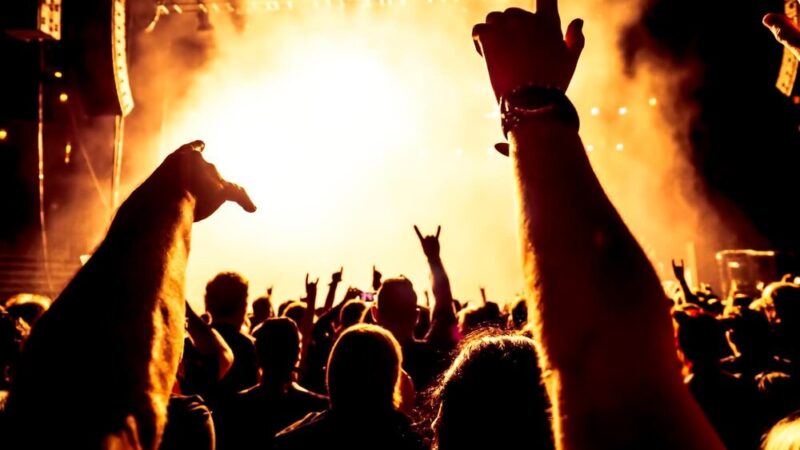 Sylwestrowa Zabawa na Słowackiego – Powitaj Nowy Rok z Nami!