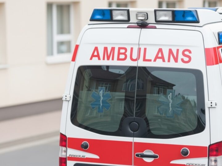 Zimowe ferie bez ryzyka: jak cieszyć się zabawą i dbać o bezpieczeństwo