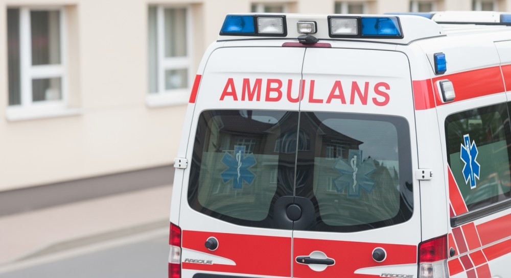 Zimowe ferie bez ryzyka: jak cieszyć się zabawą i dbać o bezpieczeństwo