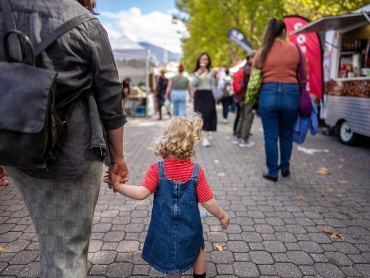 Wsparcie dla seniorów w Rozprzy dzięki nowym usługom sąsiedzkim