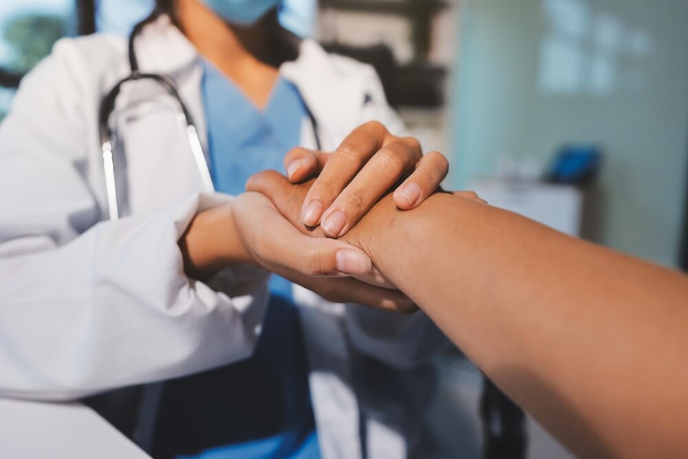 Młodzi strażacy z Piotrkowa uczą się bezpieczeństwa z policją