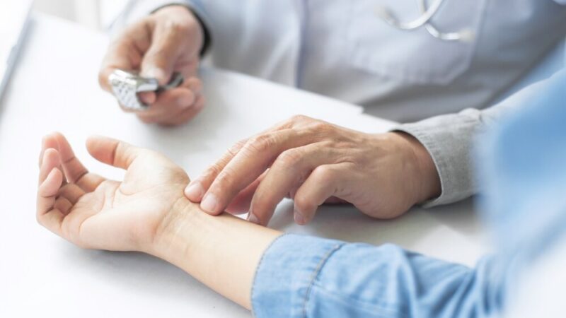 Bezpłatne badania mammograficzne w Piotrkowie – skorzystaj z mammobusu!