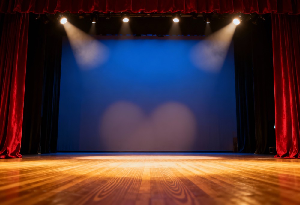 Rodzinna niedziela z Teatrem MAŁE MI: Odkryj szczęście w MOK Piotrków Trybunalski