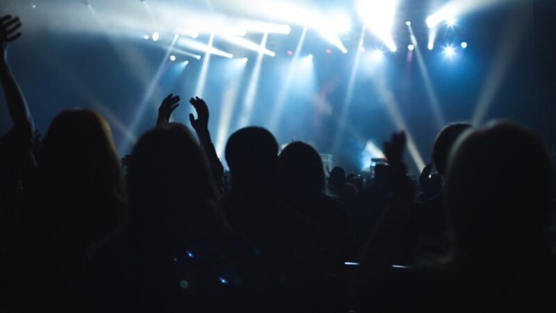 Wygraj podwójne bilety na walentynkowy koncert Mariusza Ostrowskiego!