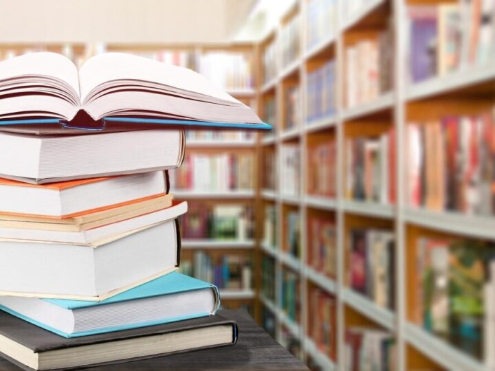 Nowe oznakowanie w Mediatece ułatwia nawigację po bibliotece w Piotrkowie Trybunalskim