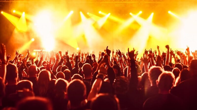 Nowoczesne etno na Dzień Kobiet w Piotrkowie!