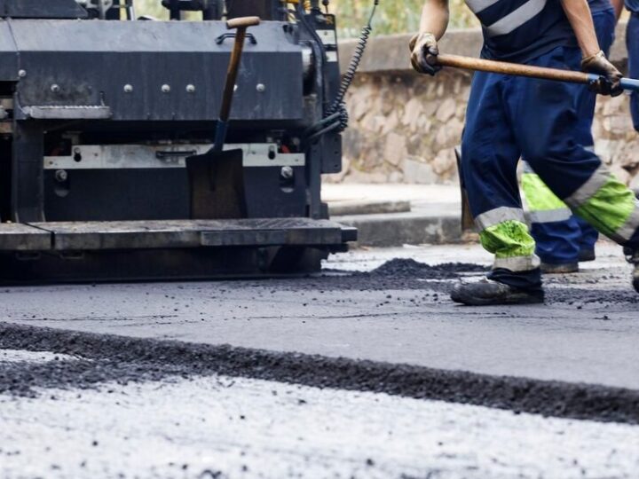 Gmina Aleksandrów modernizuje drogę wewnętrzną w Kalinkowie