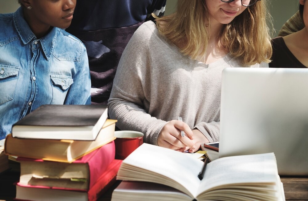 Zakończenie nauki maturzystów i ślubowanie nowych uczniów mundurowych