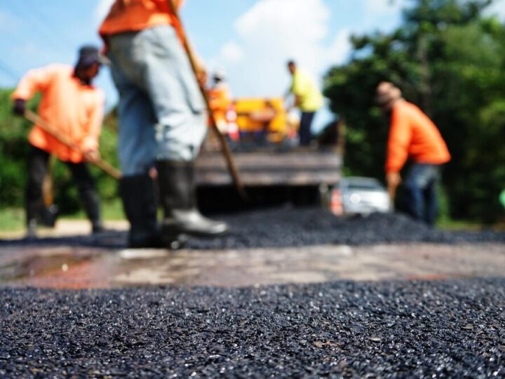 Zimowe porządki na drogach powiatowych: poprawa bezpieczeństwa i komfortu jazdy