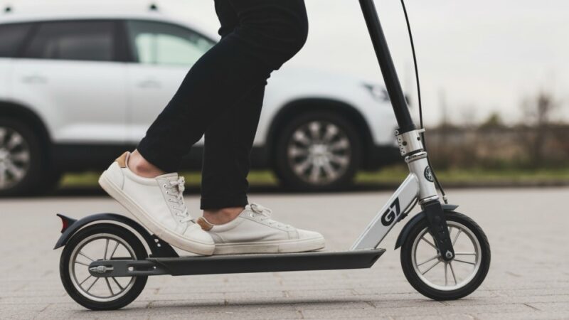 Policja zaostrza kontrole hulajnóg elektrycznych po zmianach w przepisach