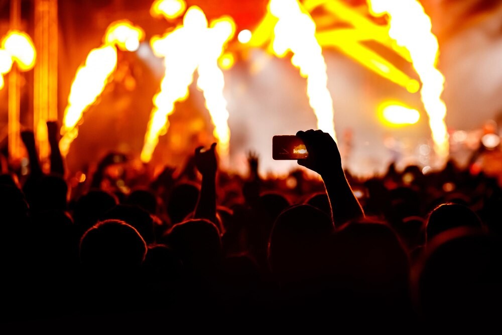 Wakacyjne szaleństwo w Sulejowie: muzyka podwórkowa rozgrzewa serca!
