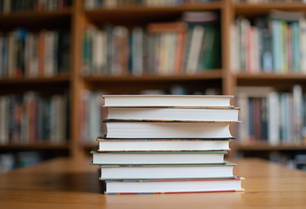 Sulejowska biblioteka wzbogaci się o nowe książki dzięki 5 500 zł dofinansowania