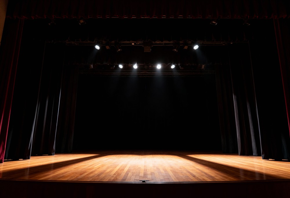 Teatrtrip zachwycił Piotrków Trybunalski w „Królewnie Fasolce” – zobacz relację!