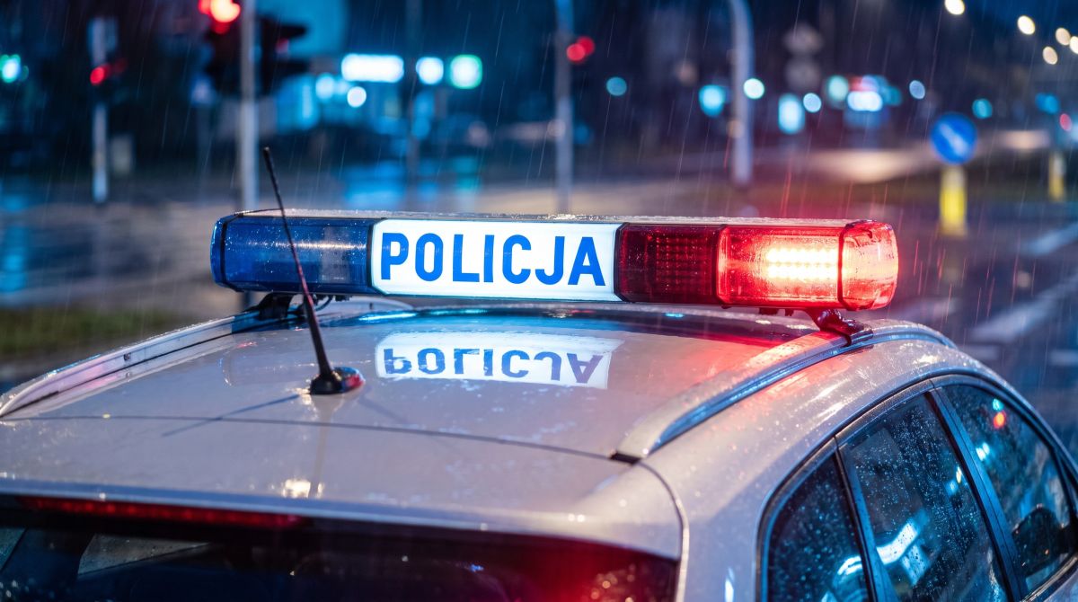 Policja przeprowadza masowe kontrole: 50 tysięcy sprawdzonych miejsc i 76 zatrzymanych