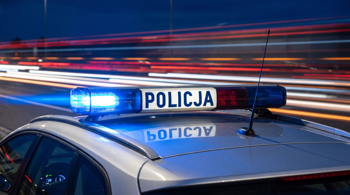 Policjant po służbie rozpoznał poszukiwanego 28-latka w Audi