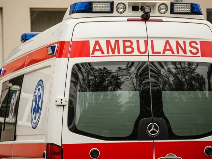 Służby ratunkowe w akcji: widowiskowe manewry na zbiorniku Wapienniki